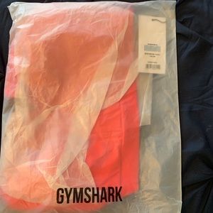 Whitney Gymshark v2 sports bra cyber red xl
